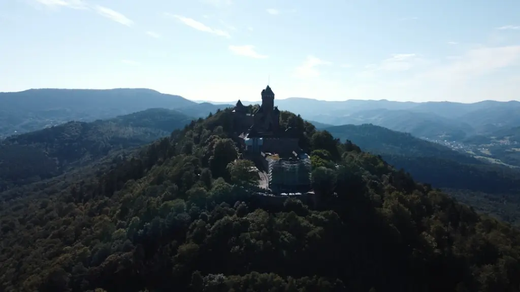 alsace haut koenigsburg.webp
